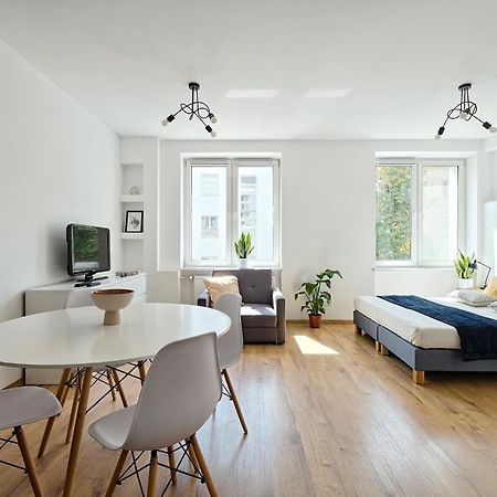 Urbannestgroup - Angorska Przy Stadionie Narodowym Βαρσοβία Εξωτερικό φωτογραφία